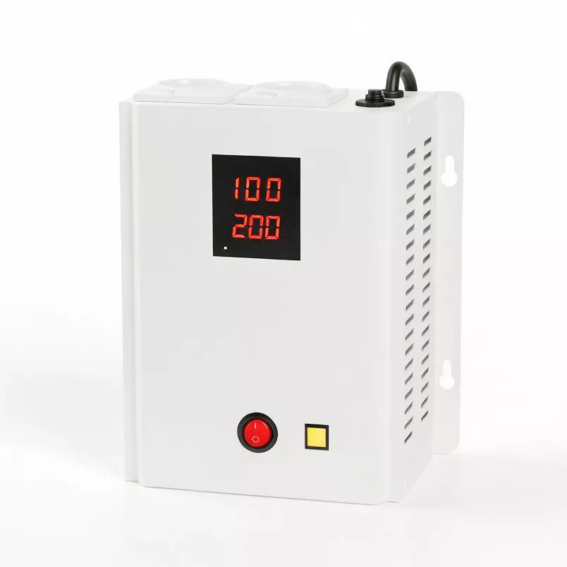 1.5kVA 壁掛け自動電圧レギュレータ