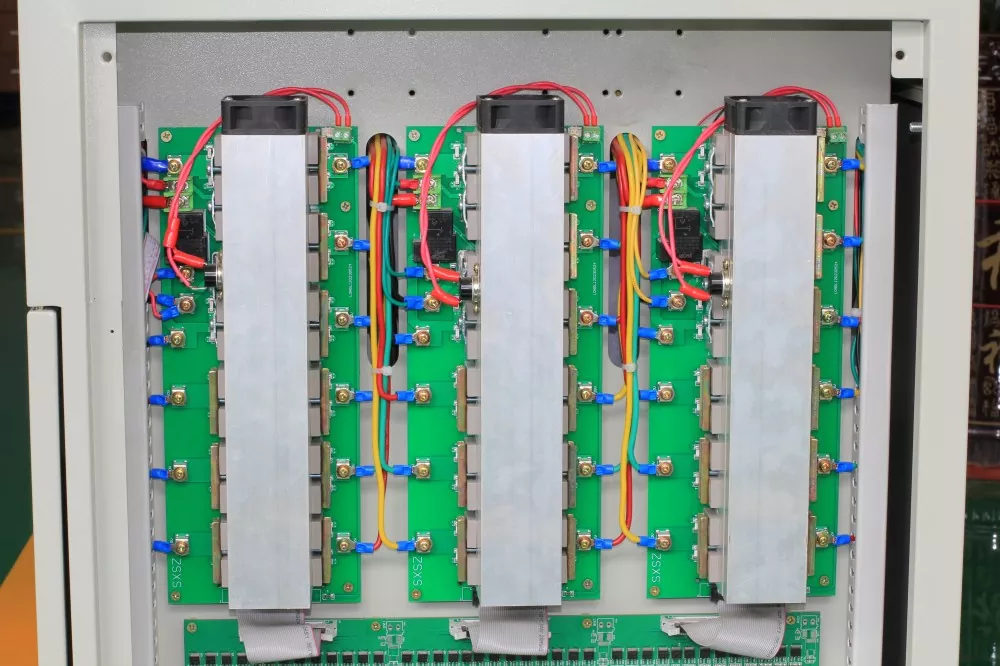 3 Phase 50KVA SCR Static AVR